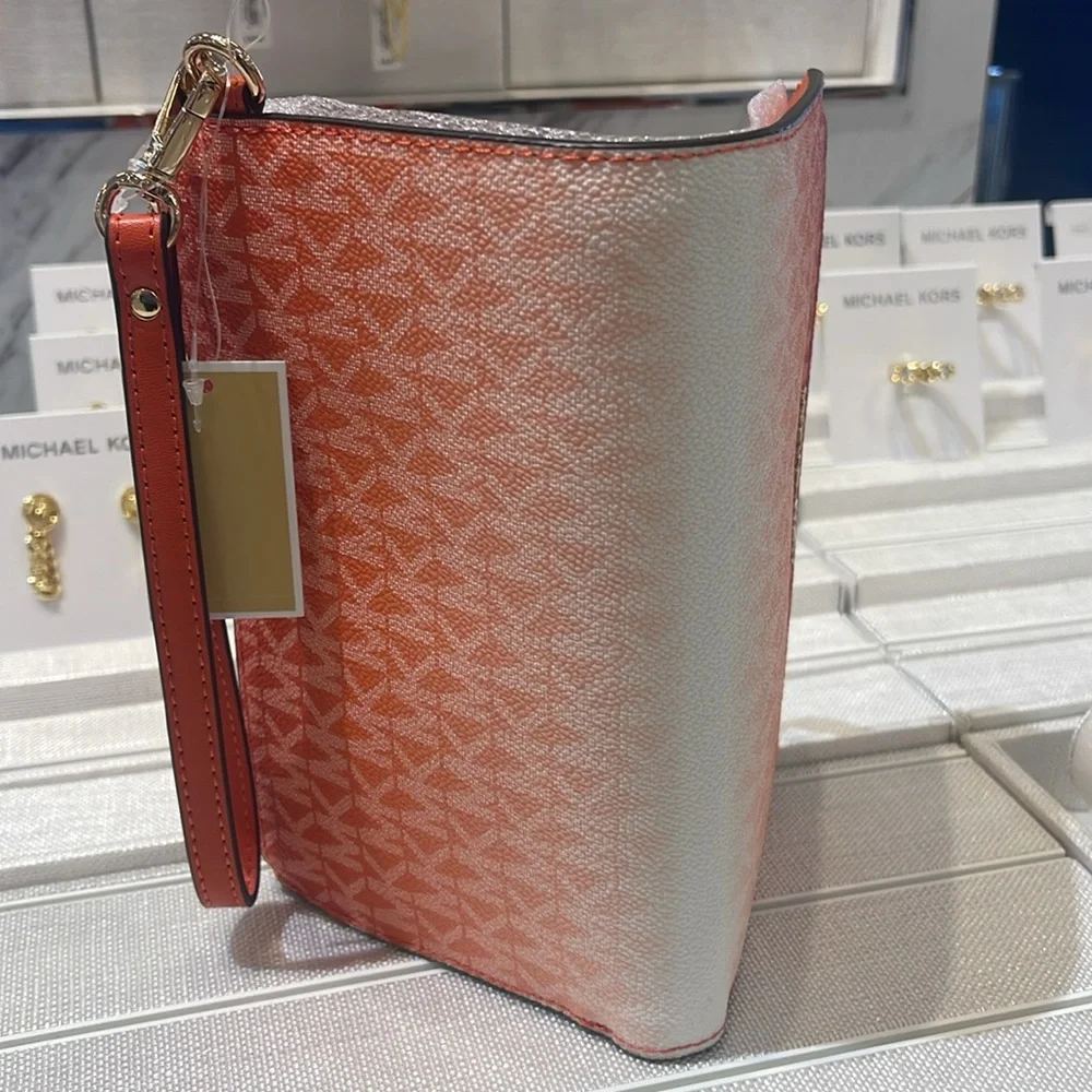 Michael Kors Jet Set Lg Ombré Signature Logo Double Zip Wallet Wristlet
RED - Picture 12 of 16